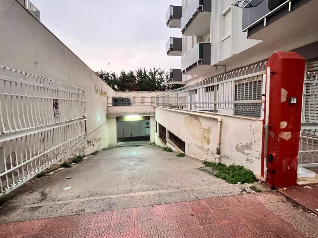 Box / garage a Trani in Via Zara, 17 - Foto 3