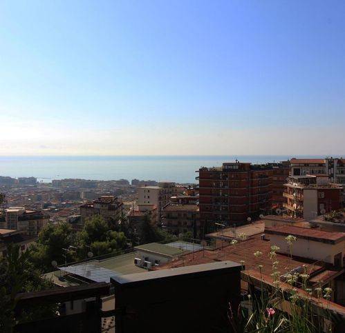 Appartamento a Salerno in Via La Mennolella 70 - Foto 3