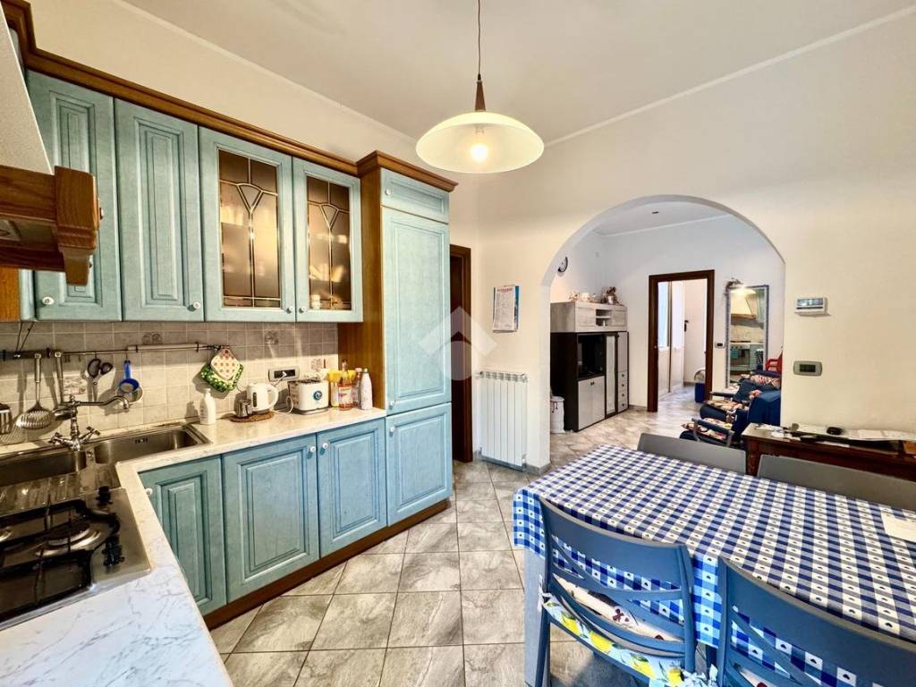 Appartamento a Spotorno in Via Giuseppe Mazzini, 70 - Foto 4