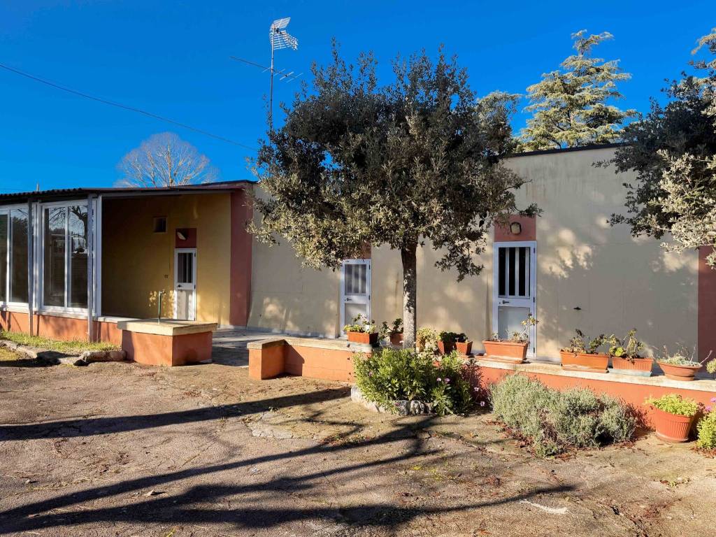 Villa a Putignano in Strada Comunale Lombardi - Foto 2