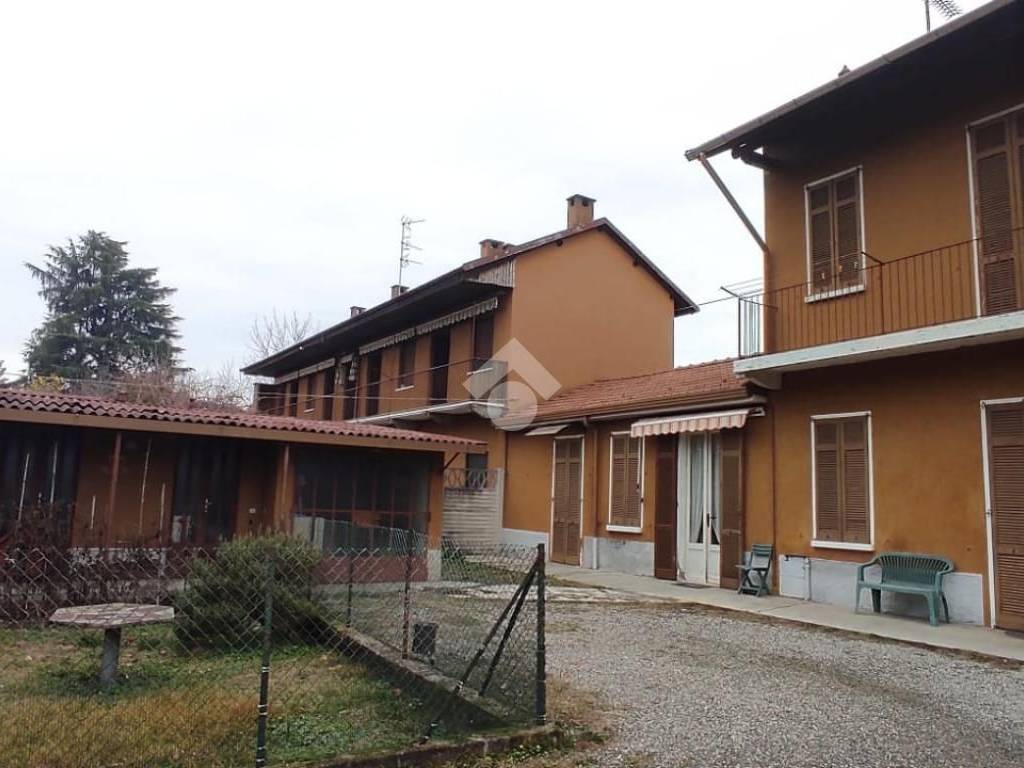 Casa indipendente a Lonate pozzolo in Via bosisio, 12 - Foto 5