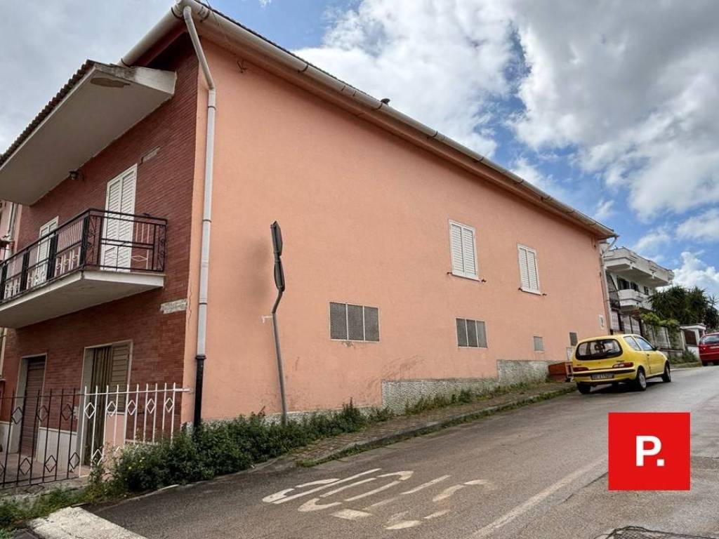 Casa indipendente a Caserta in Via Grassi, 1 - Foto 4