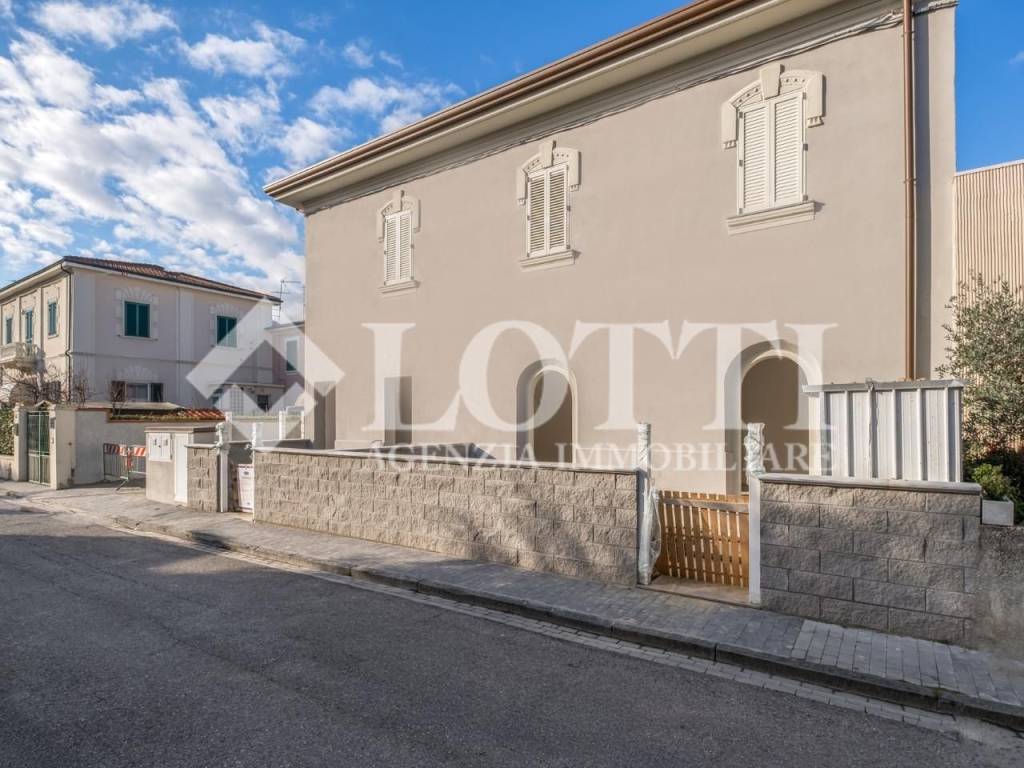 Appartamento a Pontedera in V.Dei Donatori Del Sangue, , 56025 - Foto 2