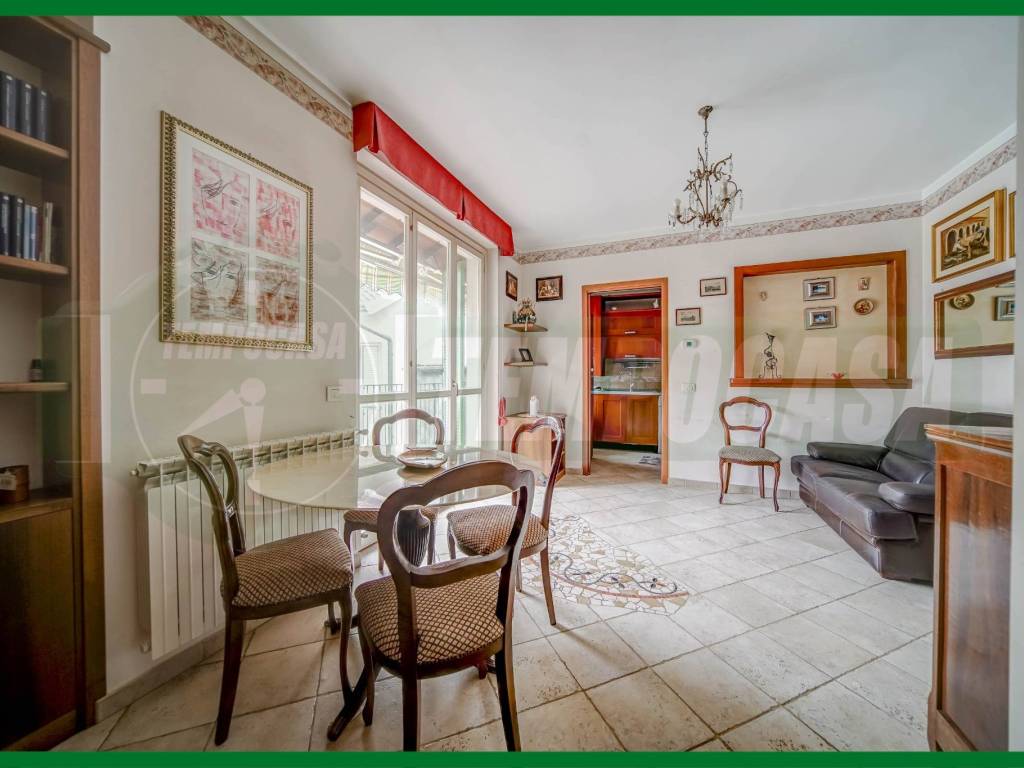 Appartamento a Samarate in PIAZZA MANTEGAZZA - Foto 4