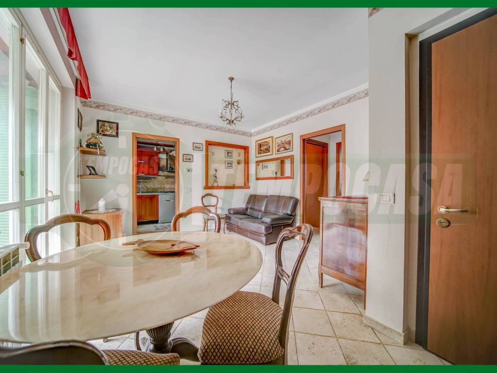 Appartamento a Samarate in PIAZZA MANTEGAZZA - Foto 5