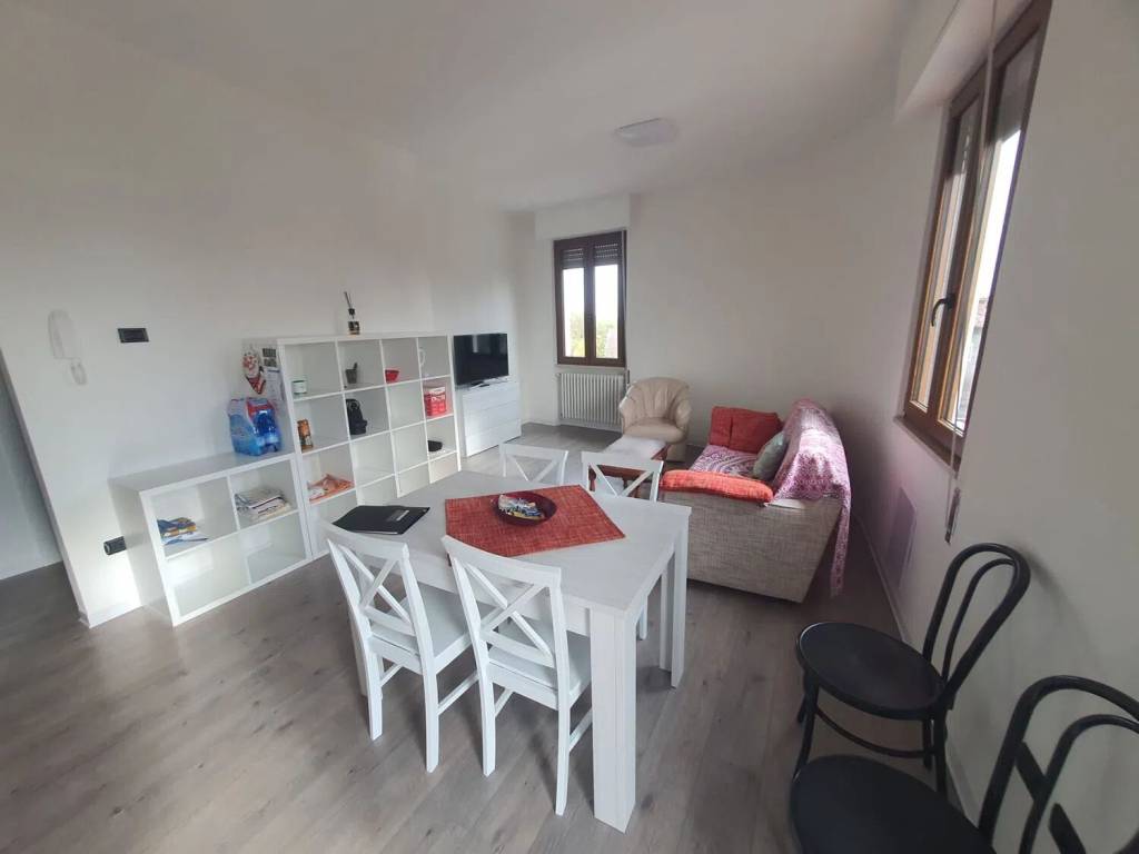 Appartamento a Polpenazze del garda in Via Dei Ronchi - Foto 2