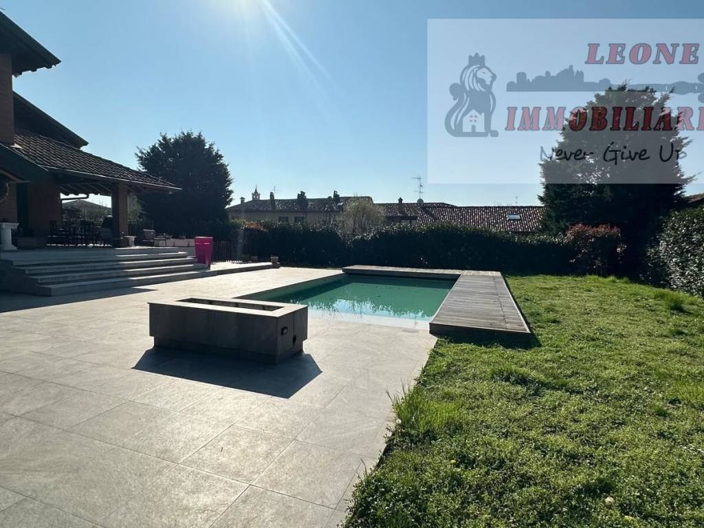 Villa a Binasco in Via Paolo IV, 1 - Foto 4