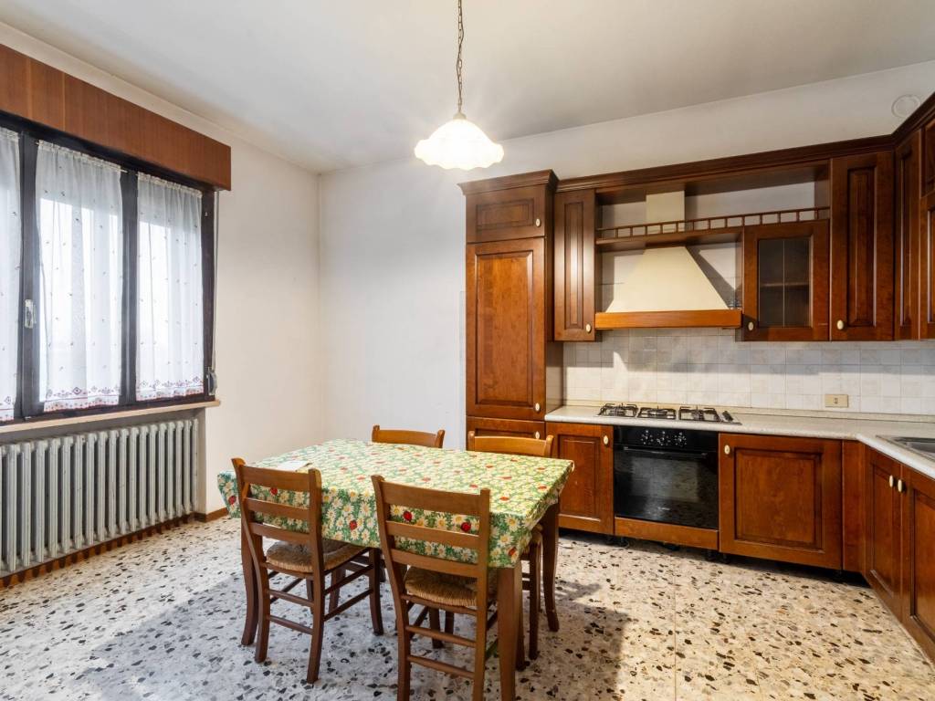 Appartamento a Moglia in Via Fratelli Cervi - Foto 4
