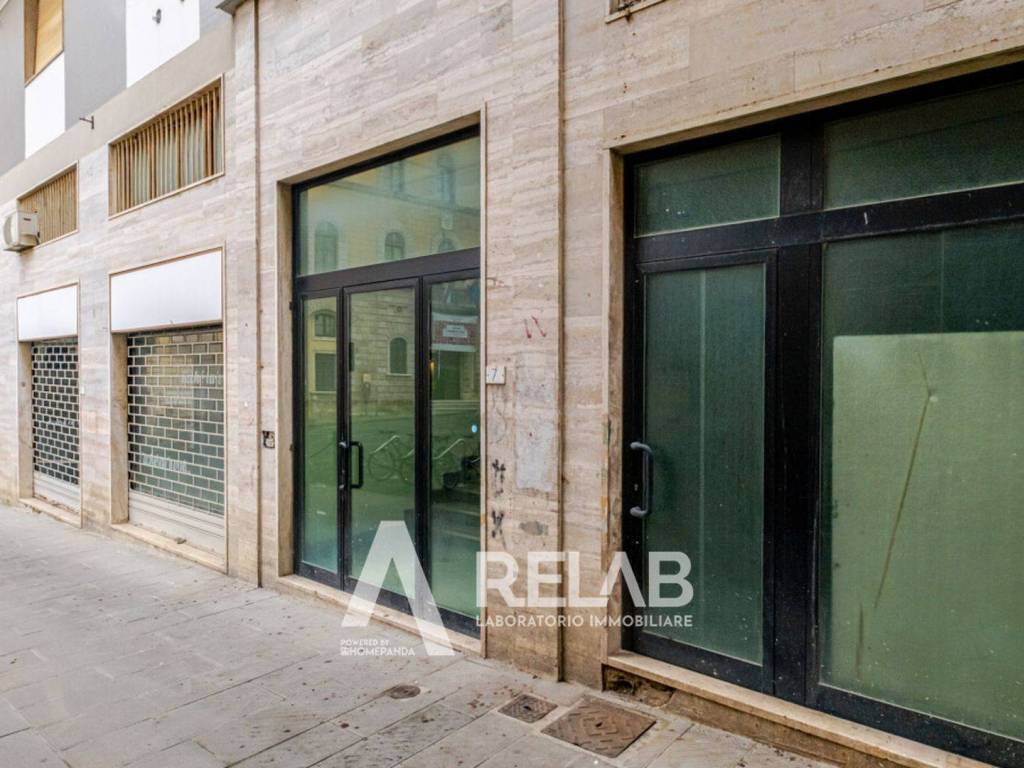 Palazzo / stabile a Poggibonsi in Piazza Cavour, 7 - Foto 5
