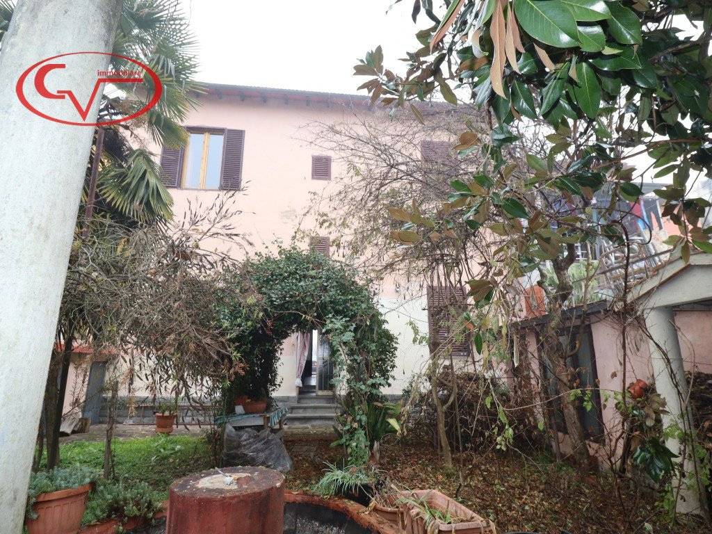 Villa a Montevarchi in Viale Armando Diaz - Foto 3
