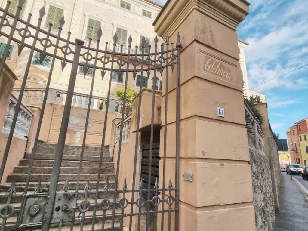 Appartamento a Finale ligure in Via Torino, 61 - Foto 3