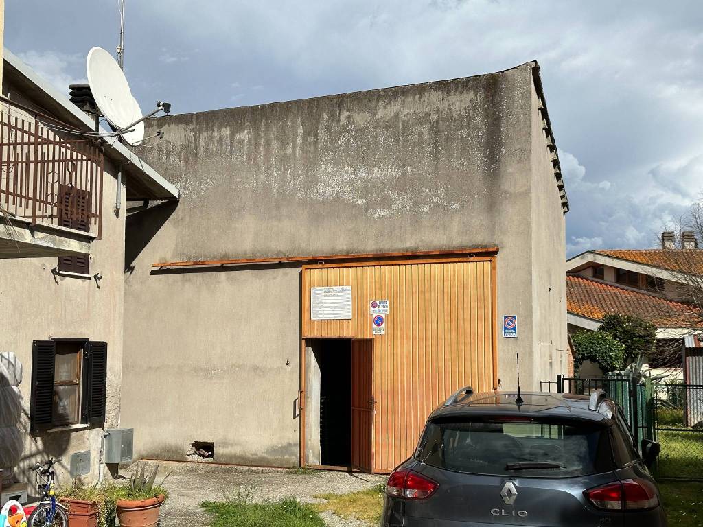 Rustico / casale a Castiglione del lago in Via Amedeo - Foto 2