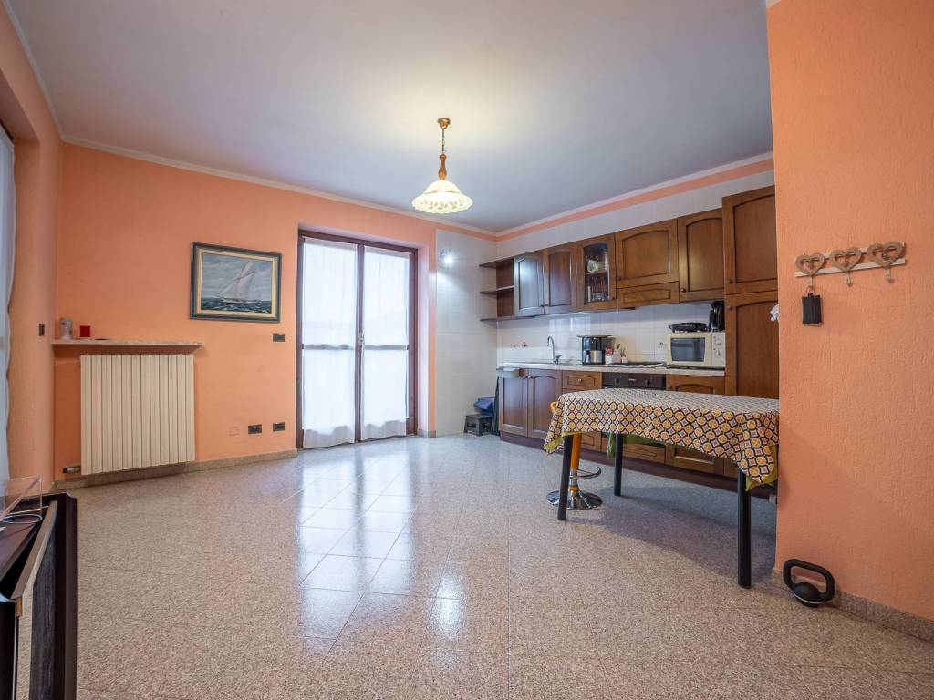 Appartamento a Borgo san dalmazzo in Via Asti, 7 - Foto 5