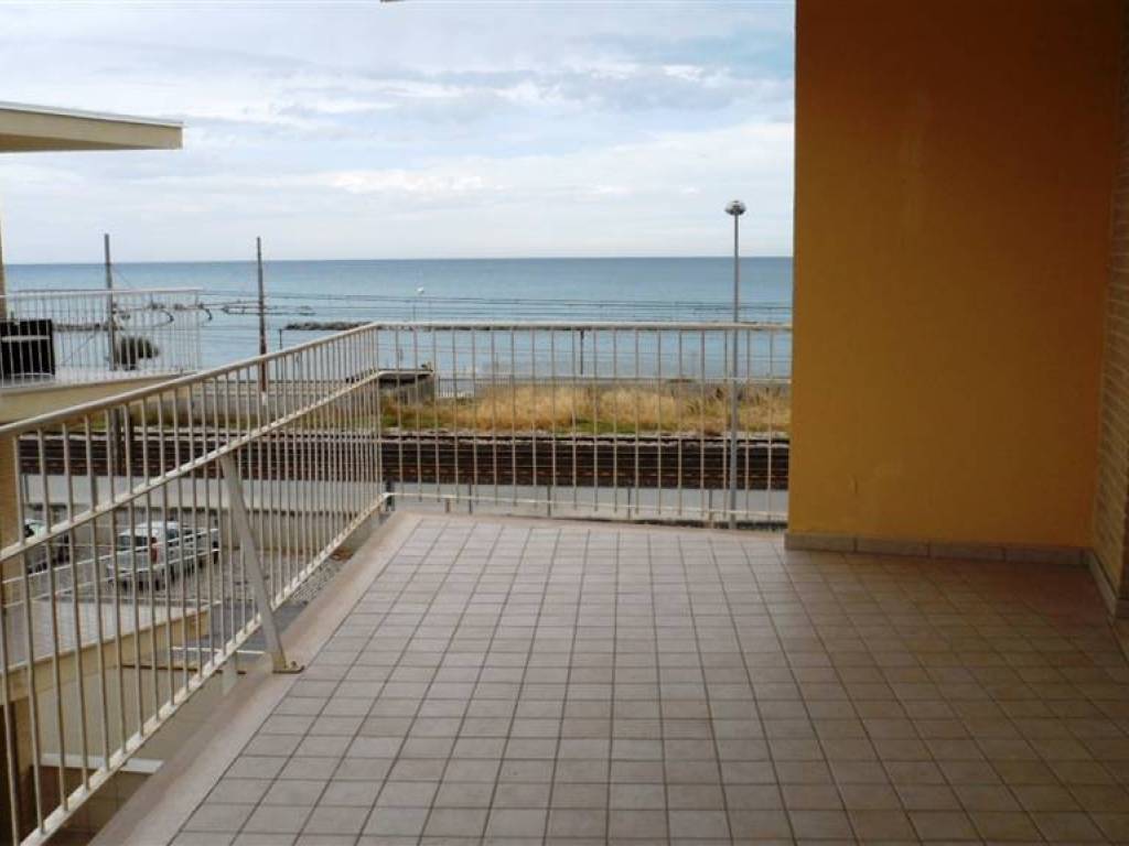 Appartamento a Montemarciano in VIA MARINA - Foto 2