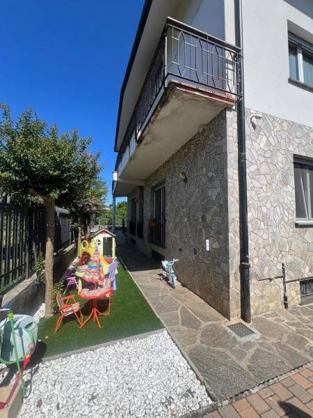 Casa indipendente a Gallarate in Via Varese, 91 - Foto 2
