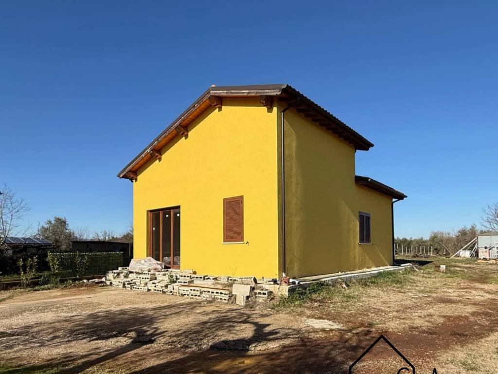 Villa a Civita castellana in Via Catalano, 116 - Foto 2