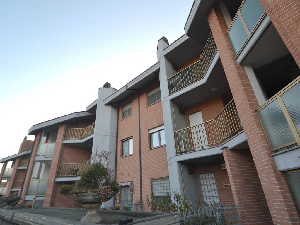 Appartamento a Druento in Via Niccolò Paganini, 5 - Foto 2