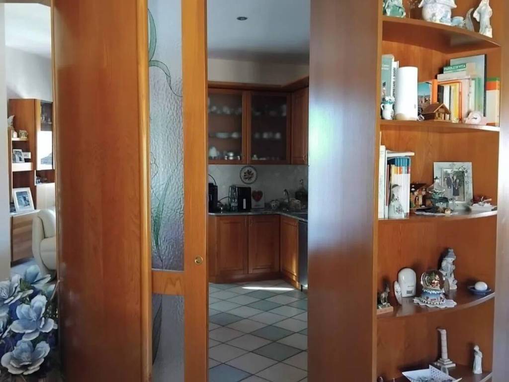 Appartamento a Pontedera in Via E. Toti - Foto 2
