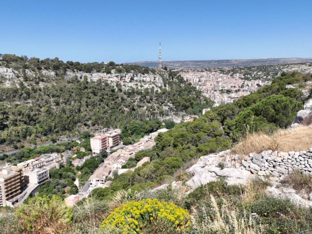 Casa indipendente a Modica in Via San Giuliano Macalle - Foto 3