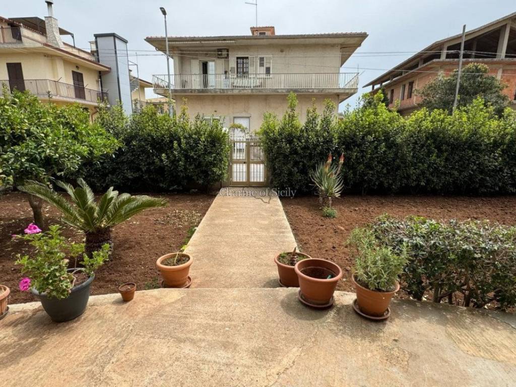 Casa indipendente a Modica in Via Nazionale Modica Ispica - Foto 2