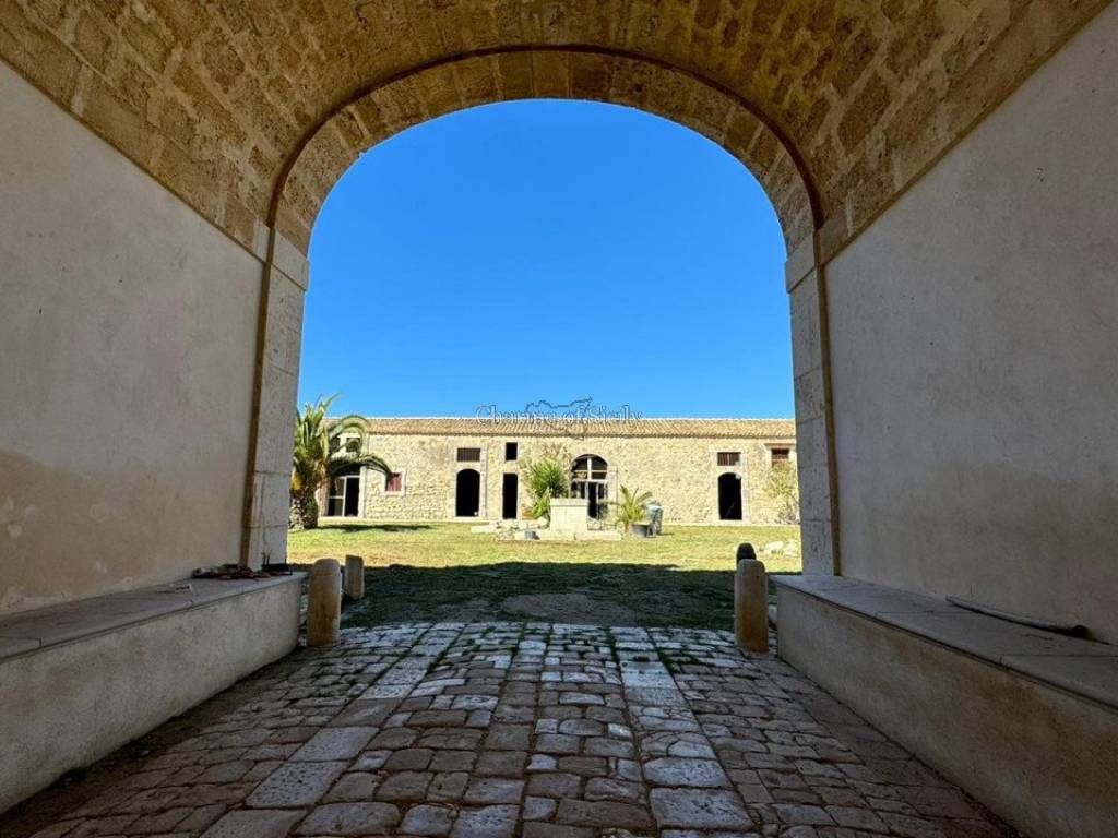 Rustico / casale a Noto in Contrada Burgio - Foto 3