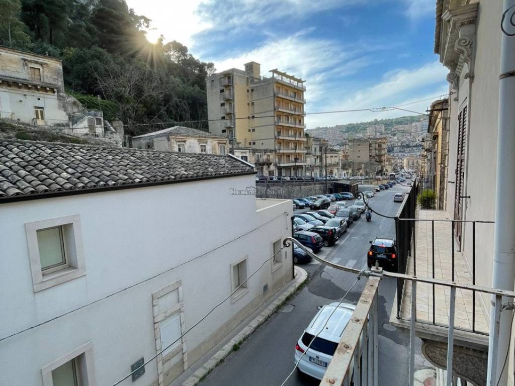 Casa indipendente a Modica in Via Tirella - Foto 5