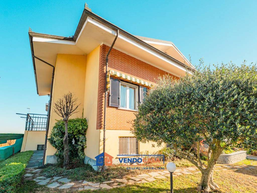 Villa a Caramagna piemonte in Via San Biagio - Foto 4