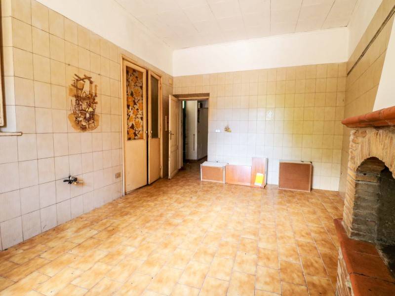 Appartamento a Bassano romano in Via della Stazione - Foto 2