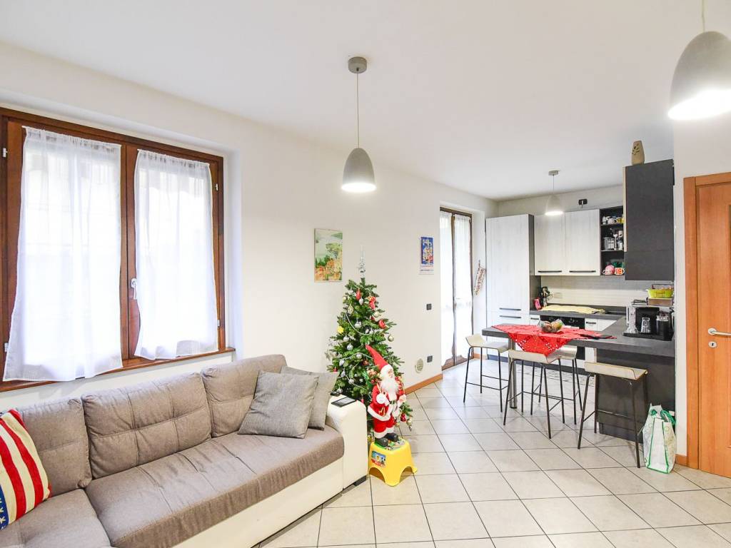 Appartamento a Villa guardia in Via Fiume - Foto 3