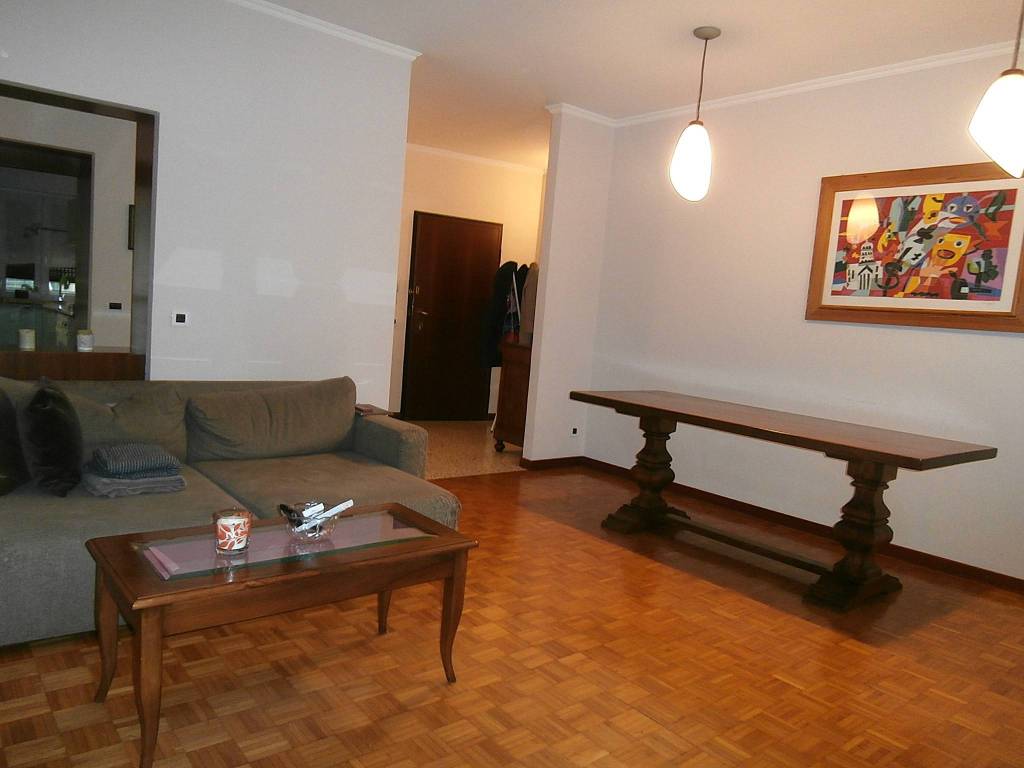 Appartamento a Lecco in Via Giovanni Amendola, 27 - Foto 2