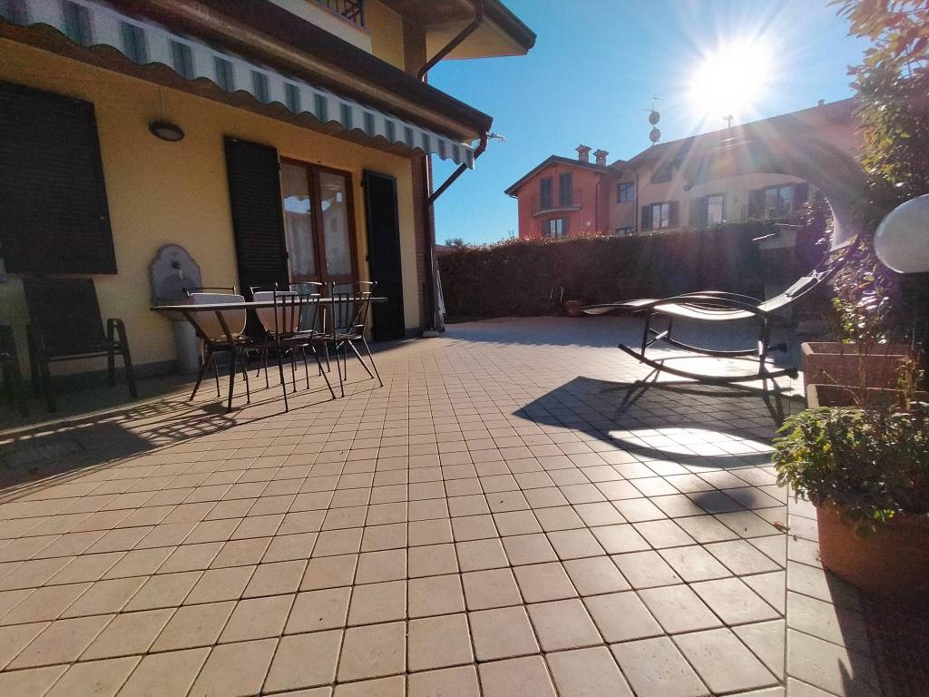 Villa a Solza in Via Gioacchino Rossini - Foto 5