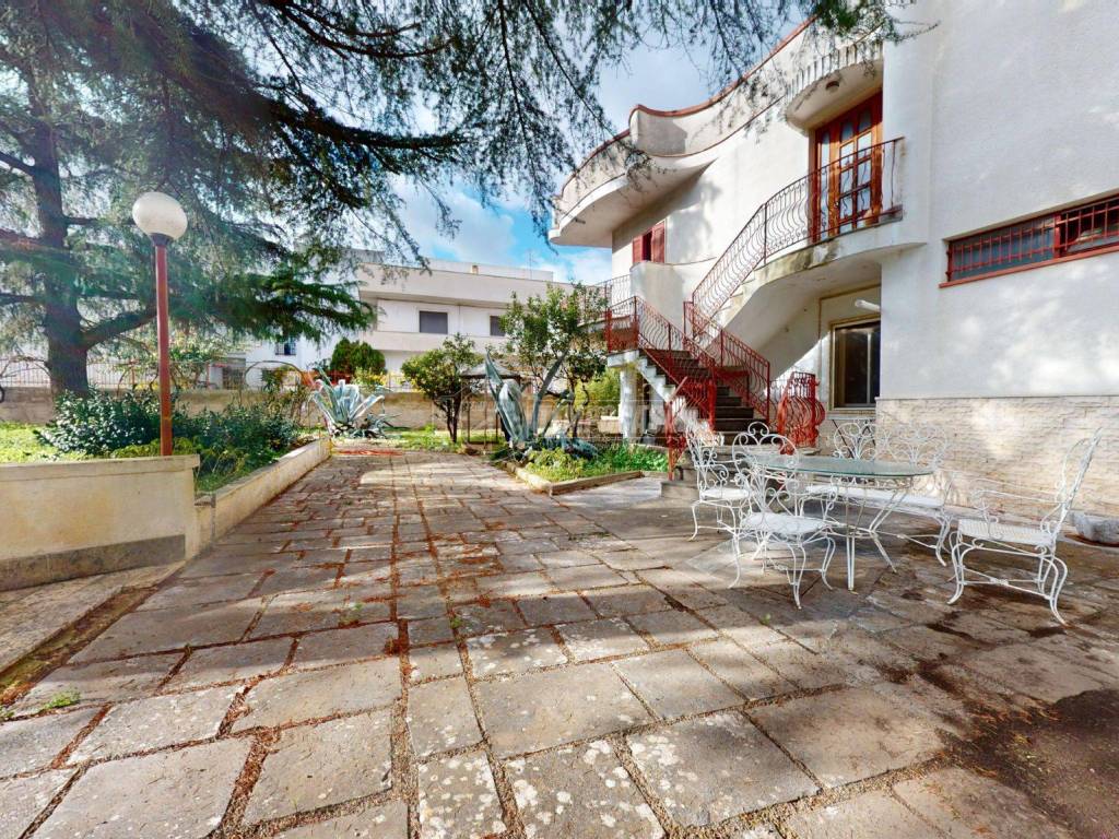 Villa a Turi in Strada Vecchia Sammichele - Foto 2
