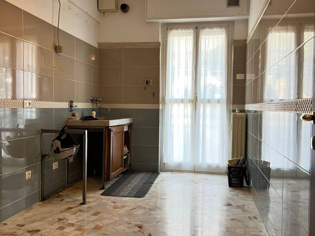 Appartamento a Savona in Via Crocetta - Foto 2