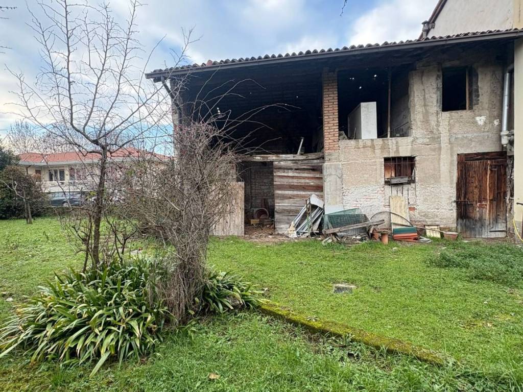 Casa indipendente a Montichiari in Via Giuseppe Guerzoni - Foto 5