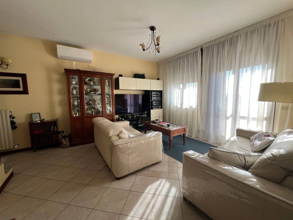 Appartamento a Reggio emilia in VIA PARACELSO, 7 - Foto 5