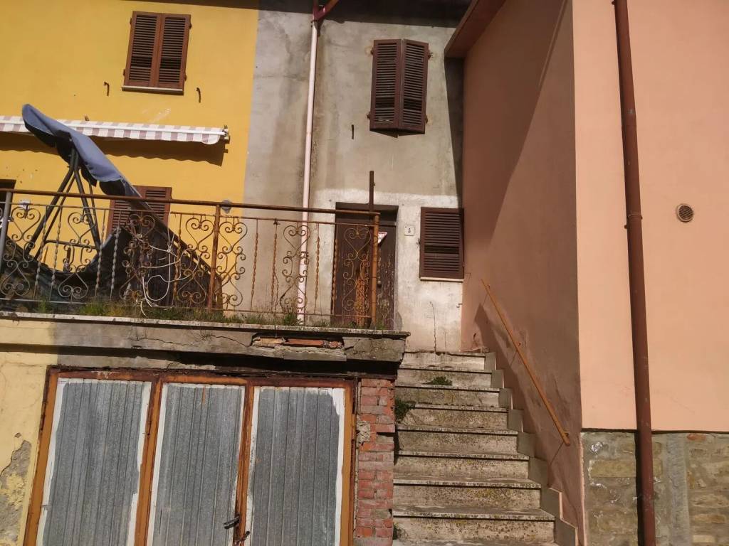 Appartamento a Lisciano niccone in Via Del Bosco - Foto 5