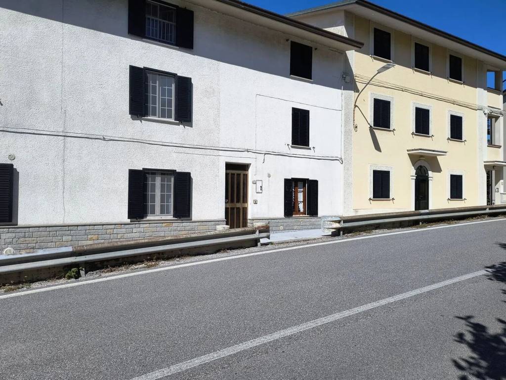 Appartamento a Gubbio in Scheggia No Number - Foto 2