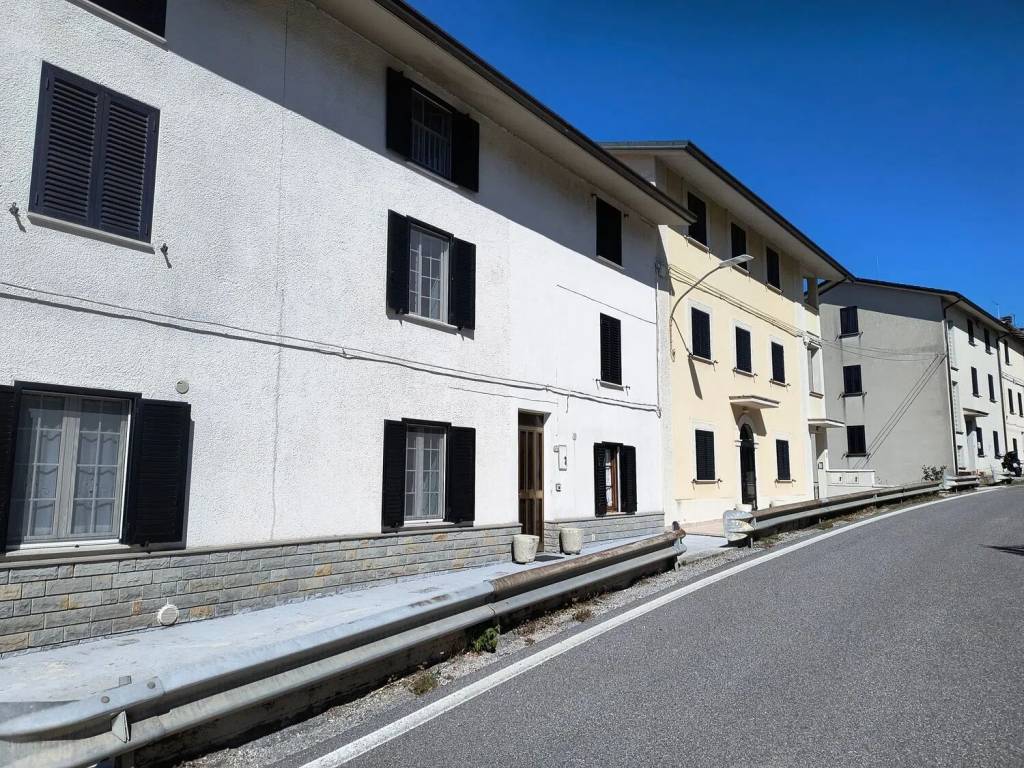 Appartamento a Gubbio in Scheggia No Number - Foto 3
