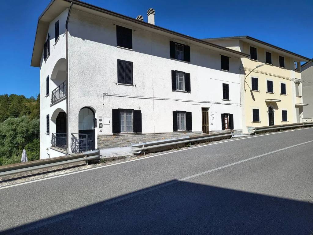 Appartamento a Gubbio in Scheggia No Number - Foto 4