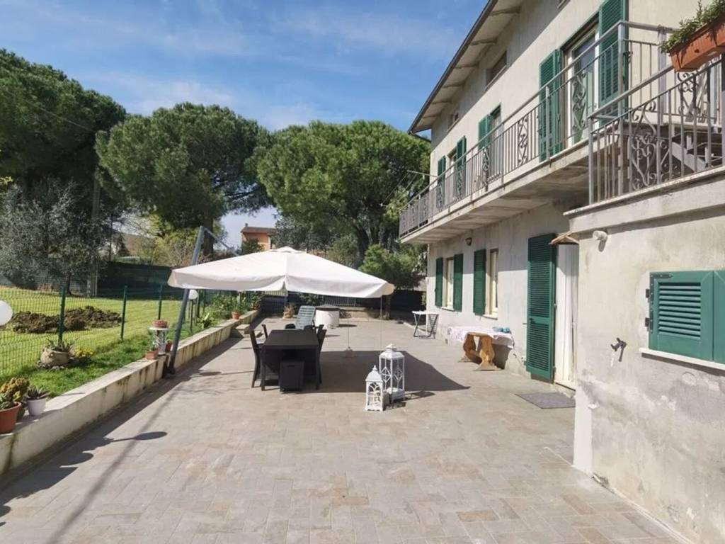Villa a Magione in Via Della Sapienza - Foto 2