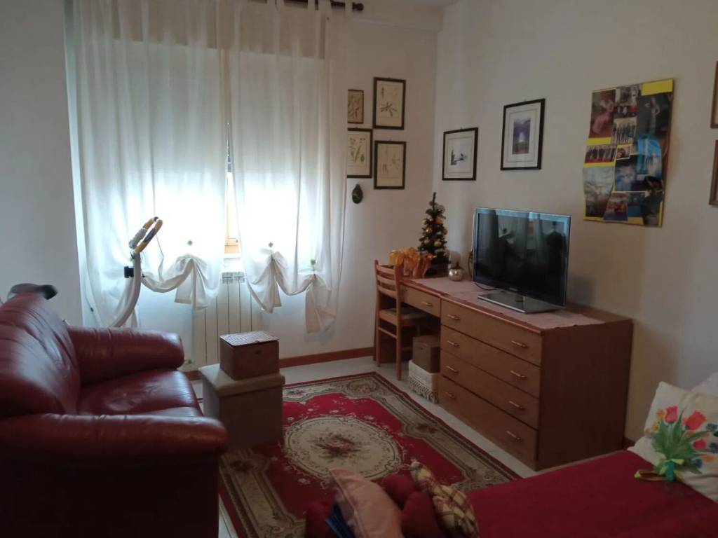Appartamento a Perugia in Via Giuseppe Lunghi - Foto 4