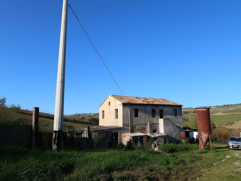 Rustico / casale a Maiolati spontini in Via Montecarottese - Foto 3