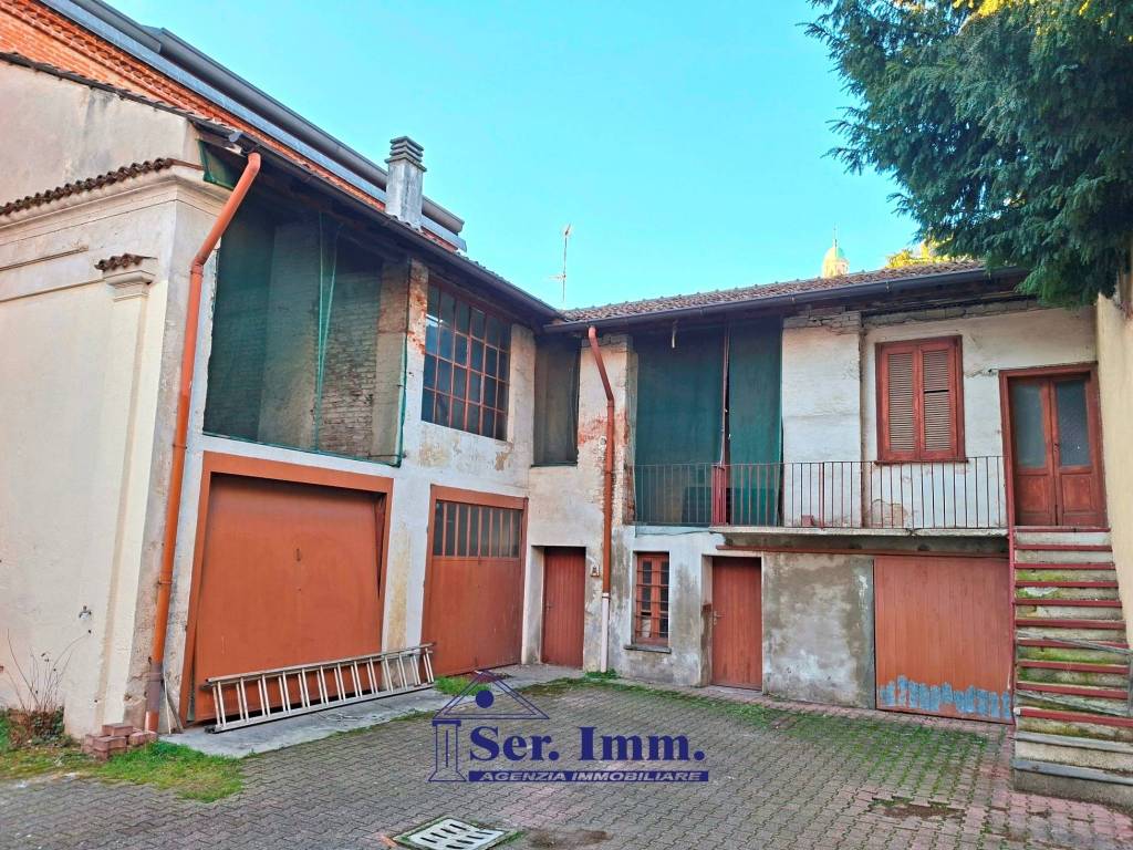 Villa a Magenta in Piazza Liberazione, 21 - Foto 2