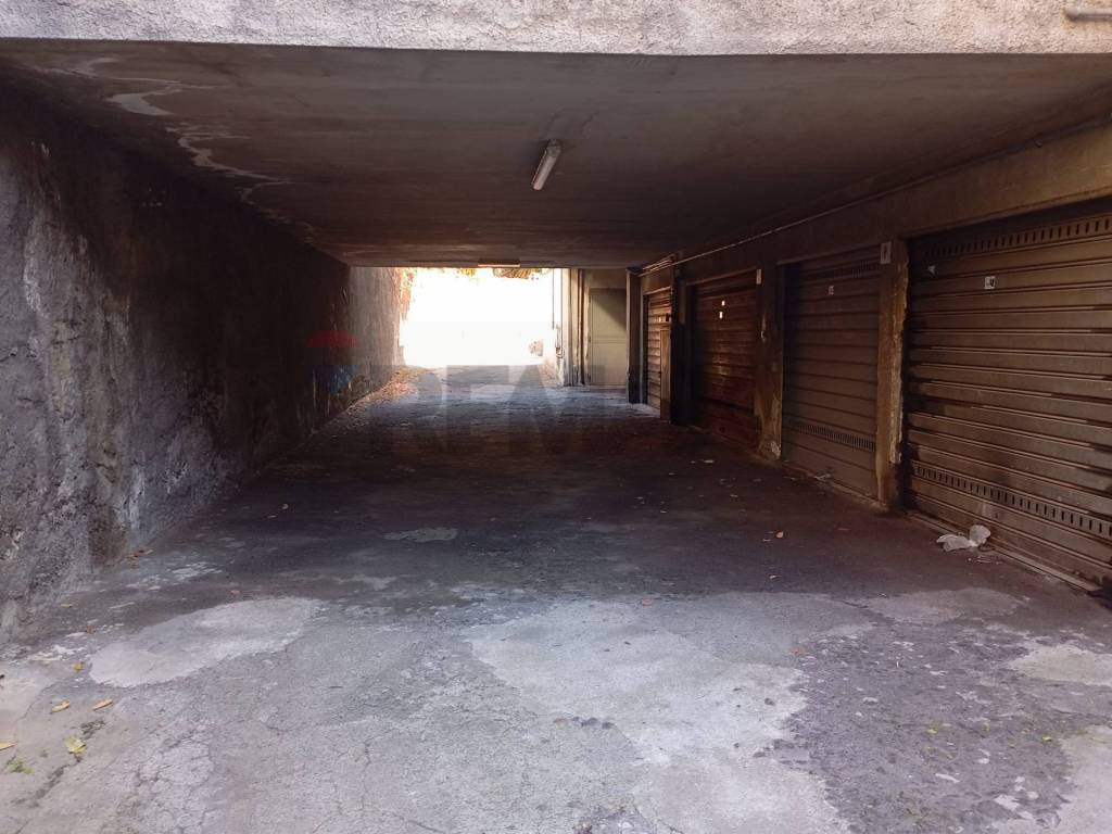Box / garage a Catania in Via Masaniello, 28 - Foto 5