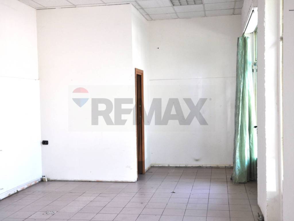 Palazzo / stabile a Salsomaggiore terme in Via Scaramuzza, 1 - Foto 3