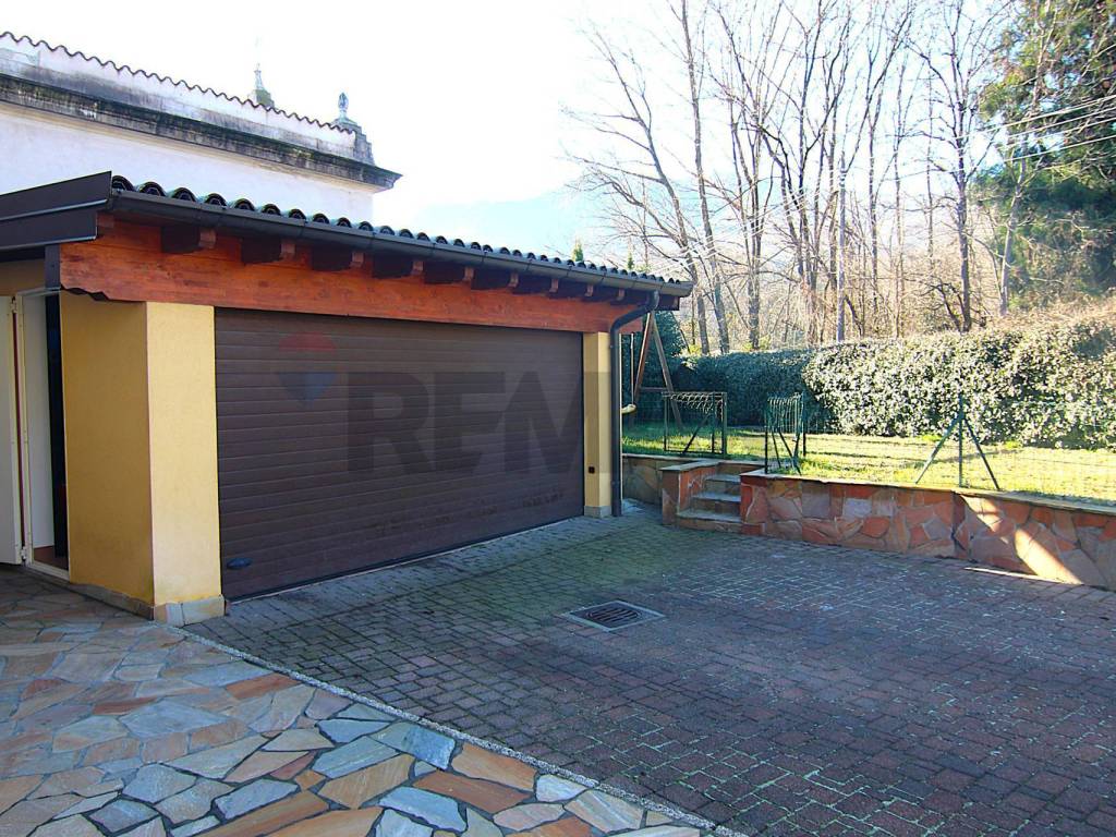 Appartamento a Cuasso al monte in Via al Cimitero, 2 - Foto 4