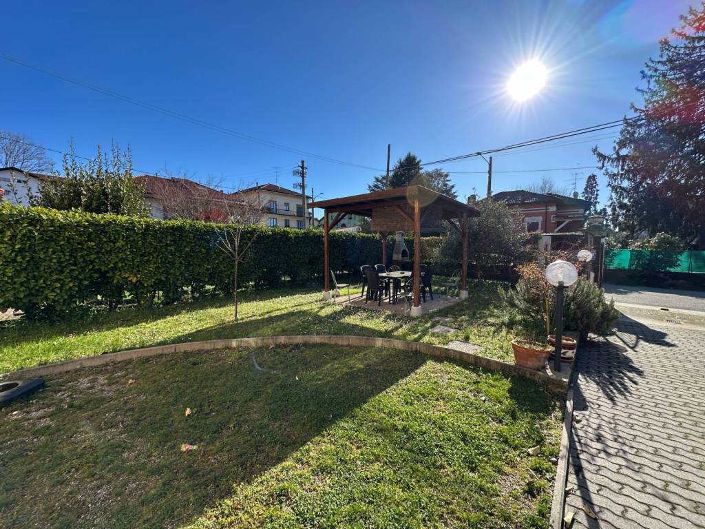 Appartamento a Arcisate in via trieste, 9 - Foto 3