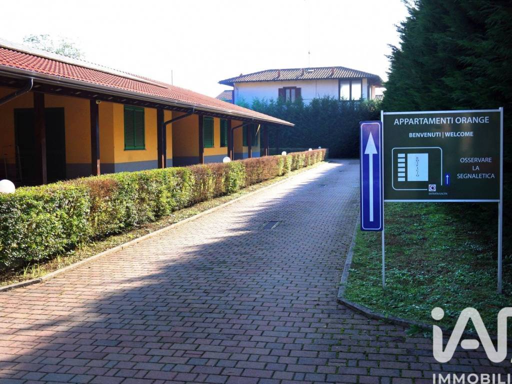Appartamento a Vergiate in Via corgeno, 42 - Foto 2
