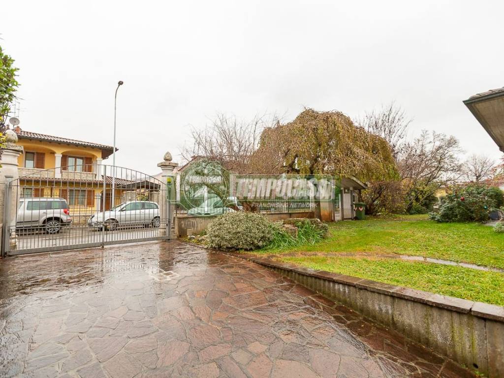 Villa a Rezzato in Via Aldo Moro - Foto 3