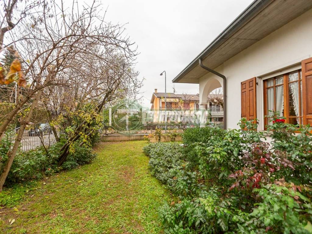 Villa a Rezzato in Via Aldo Moro - Foto 4